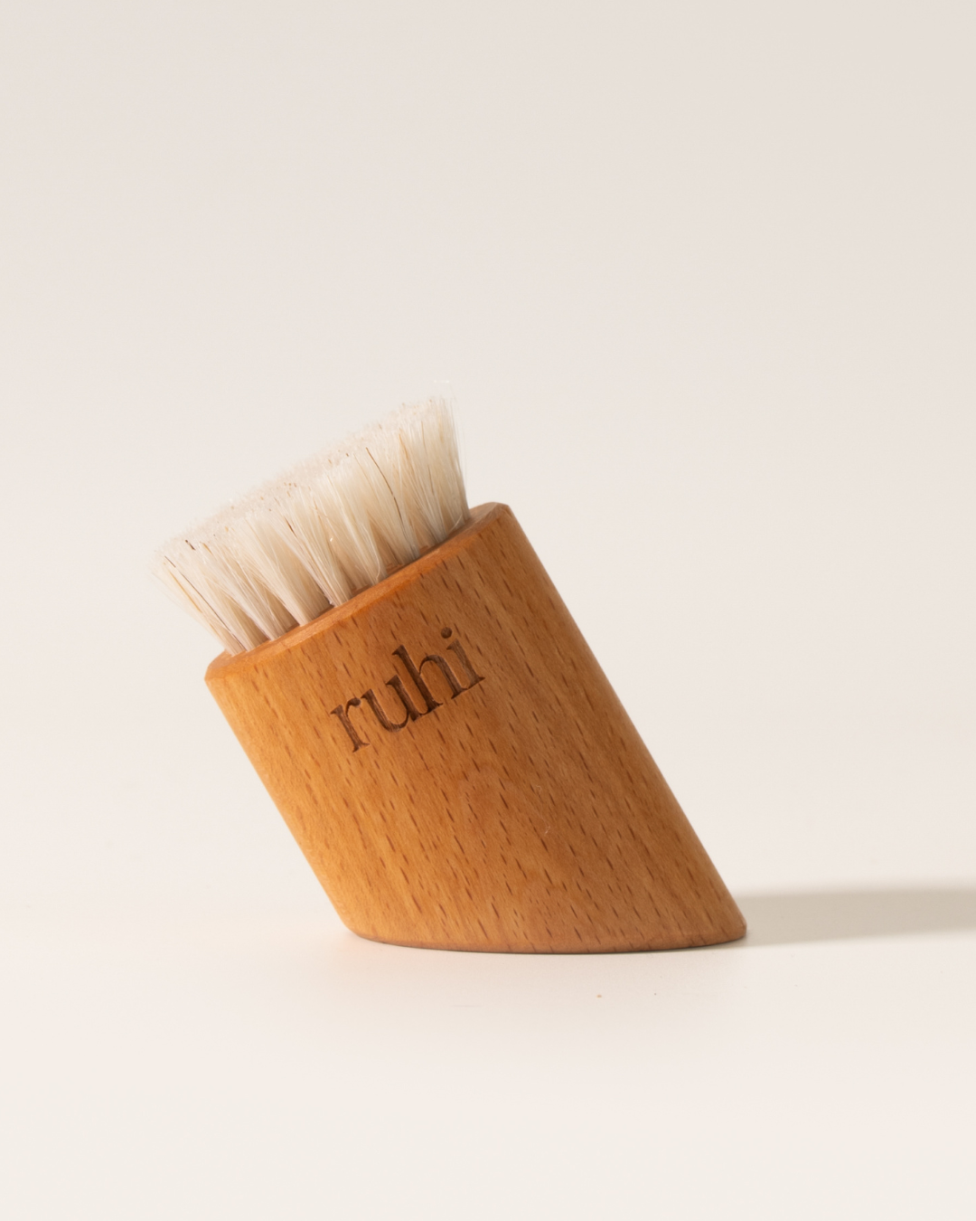 The Vegan Facial Dry Brush